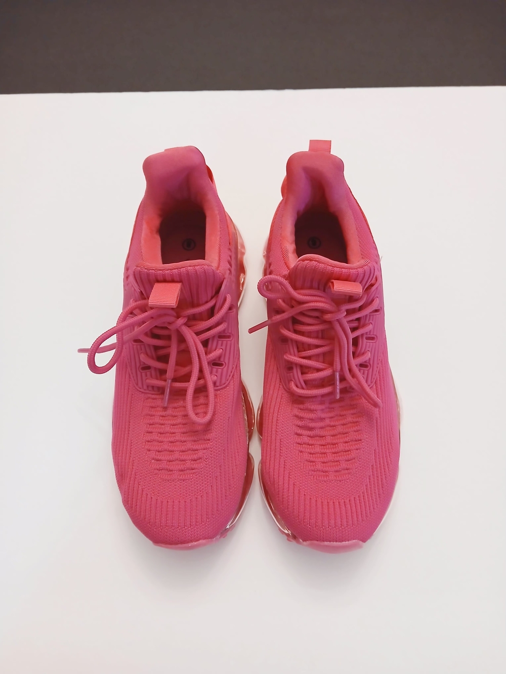 •FREEWALK FOAM FIT• Hot Pink Knit Slip-on Sneakers